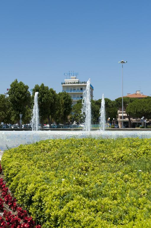 Hotel Capitol Misano Adriatico Dış mekan fotoğraf