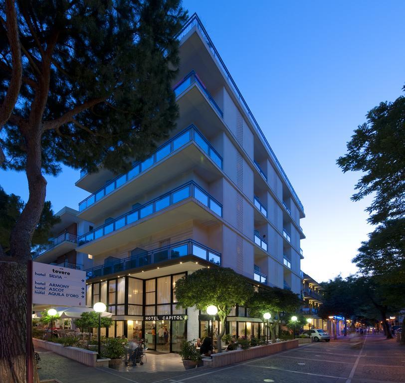 Hotel Capitol Misano Adriatico Dış mekan fotoğraf